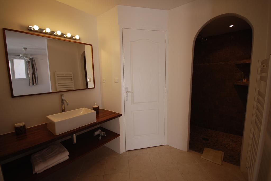 Bed and Breakfast Aloasis à Grimaud Chambre photo